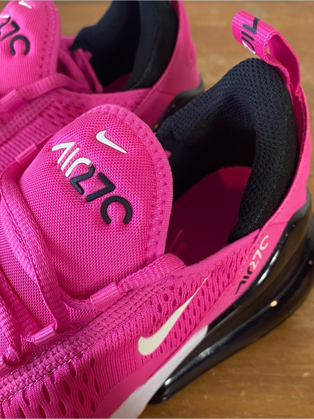 Nike Air Max 270 Laser Fuchsia Pink Black 943345 602 - Size 7Y or Women’s 8.5 - Picture 5 of 11